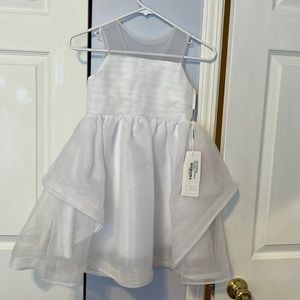 Flower girl or First Communion dress - Never worn